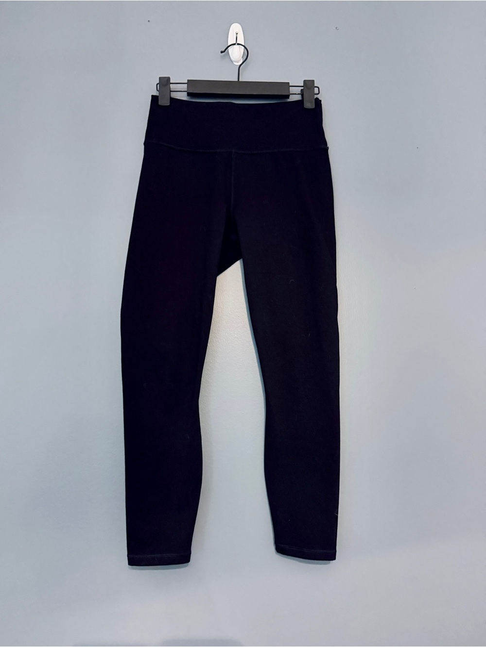 Fabletics Black Capri Active Leggings